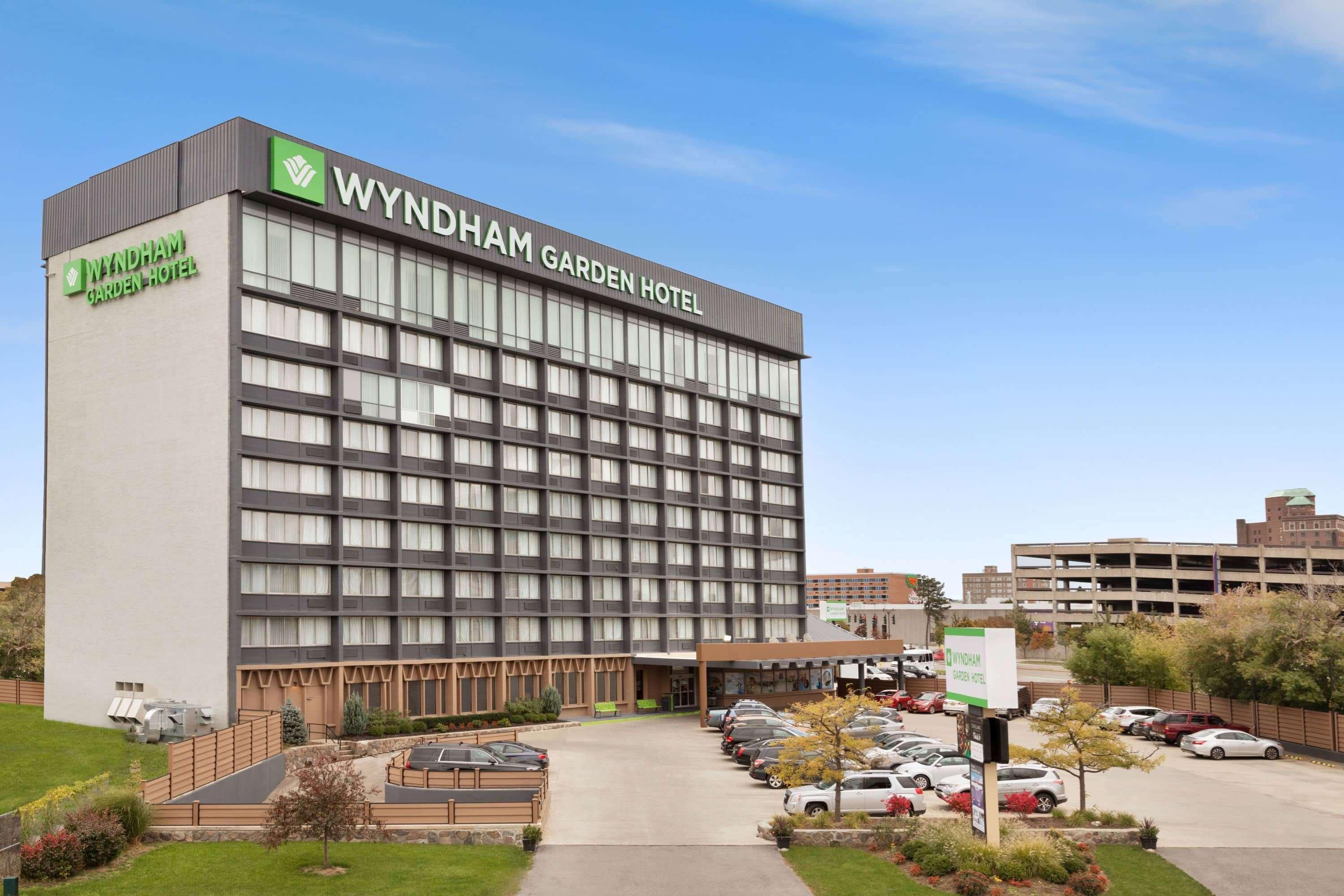 Wyndham Garden At Niagara Falls Hotel Exterior photo